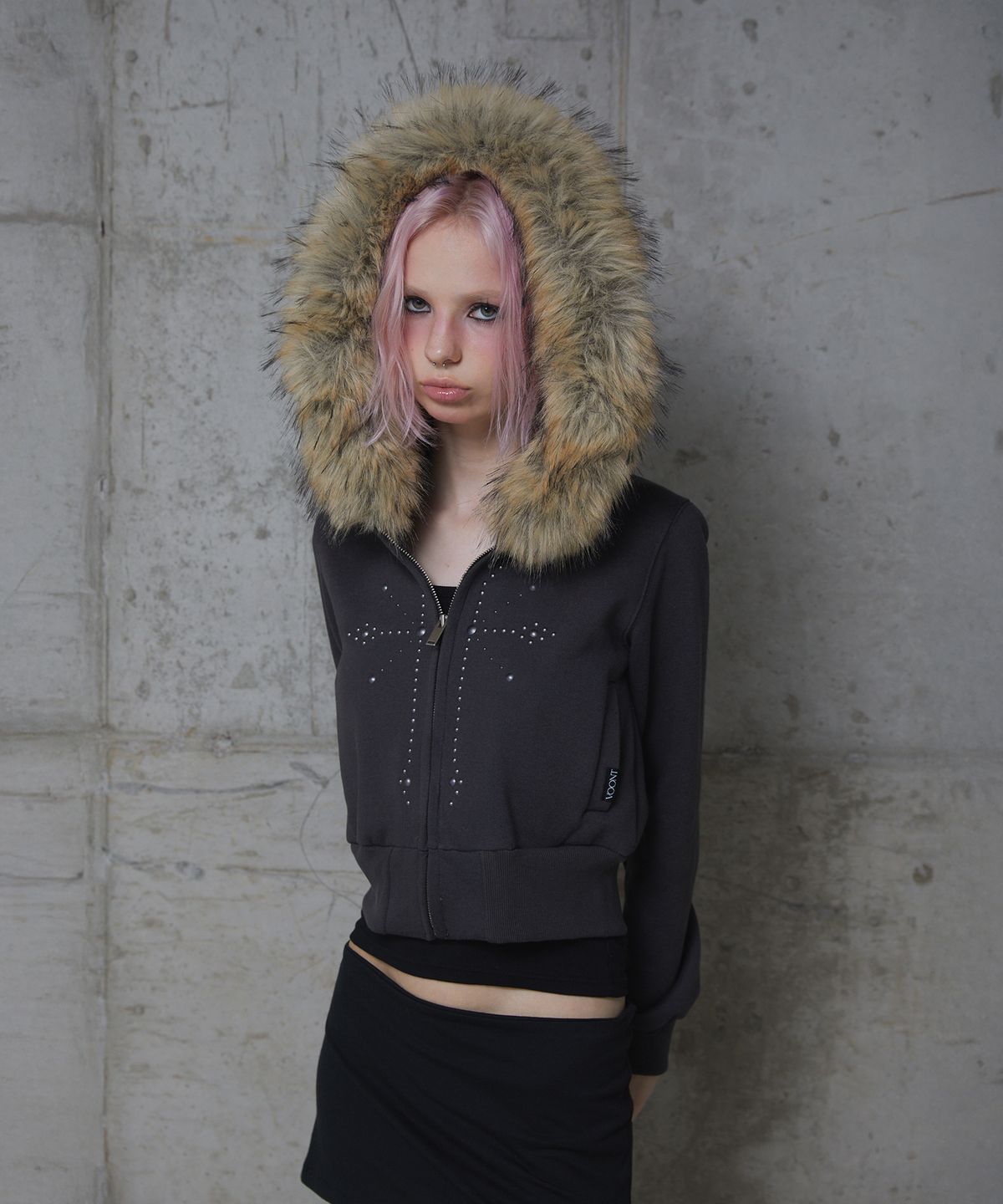 분트(VOONT) Slim Fit Fur Trimming Hood Zip-Up (DARK GRAY)