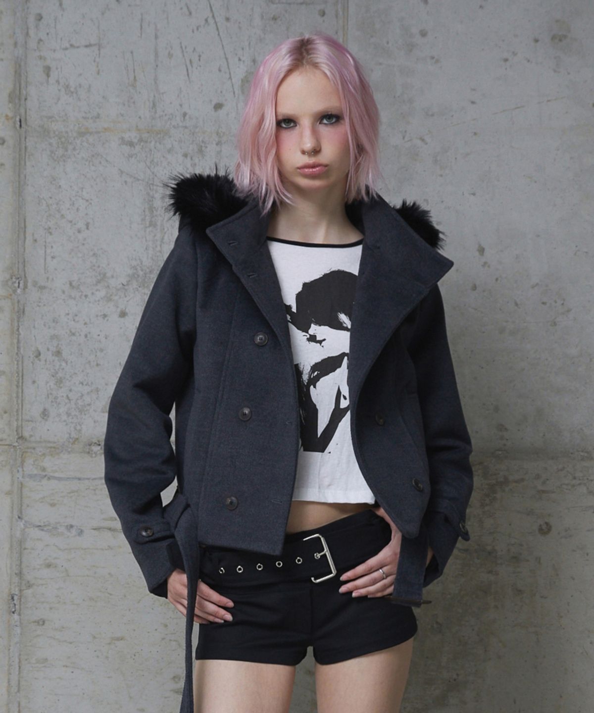 분트(VOONT) Double Hood Shearling Cropped Coat (CHARCOAL)