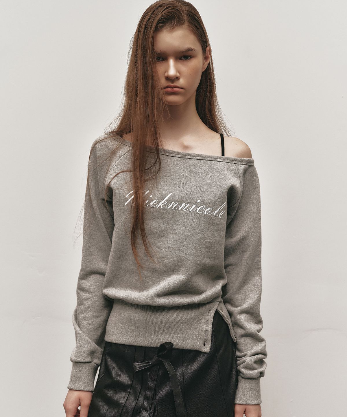 닉앤니콜(NICK&NICOLE) NICOLE SLIT SWEATSHIRT_MELANGE
