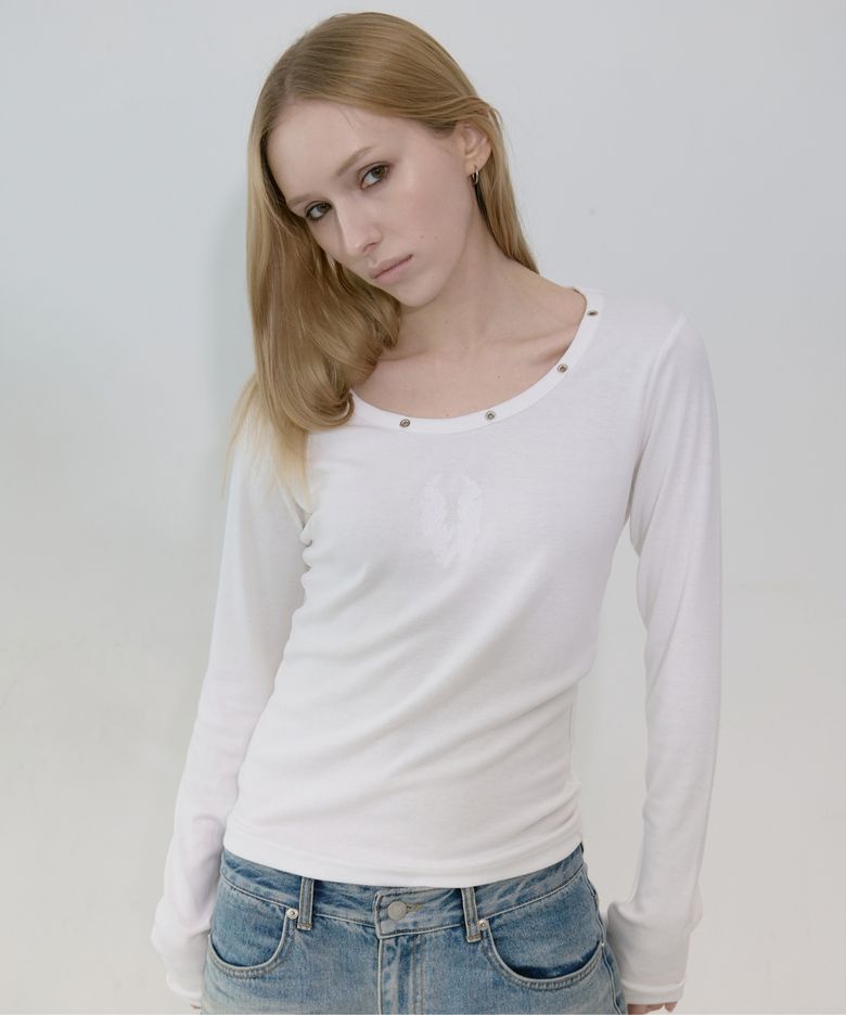 LWE EYELET LONG SLEEVE (화이트)