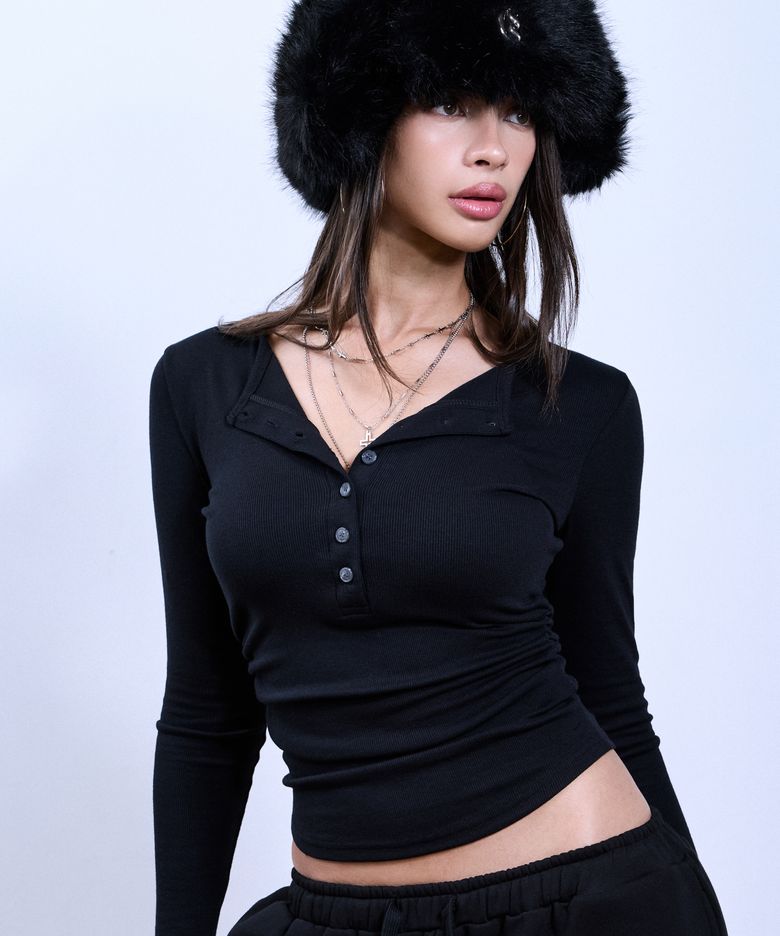 CS SHIRRING HENLEY BUTTON TOP-079 (BLACK)