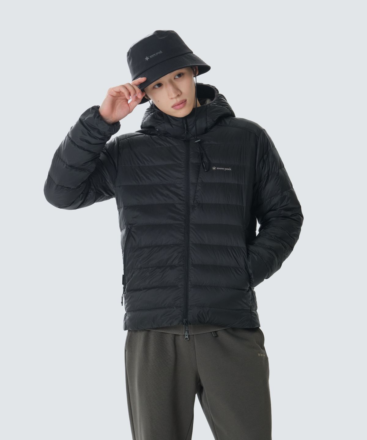 스노우피크 어패럴(SNOWPEAK APPAREL) 토레이 15D 에어태스틱 경량 다운 자켓 (S26WMTDJ24) Black