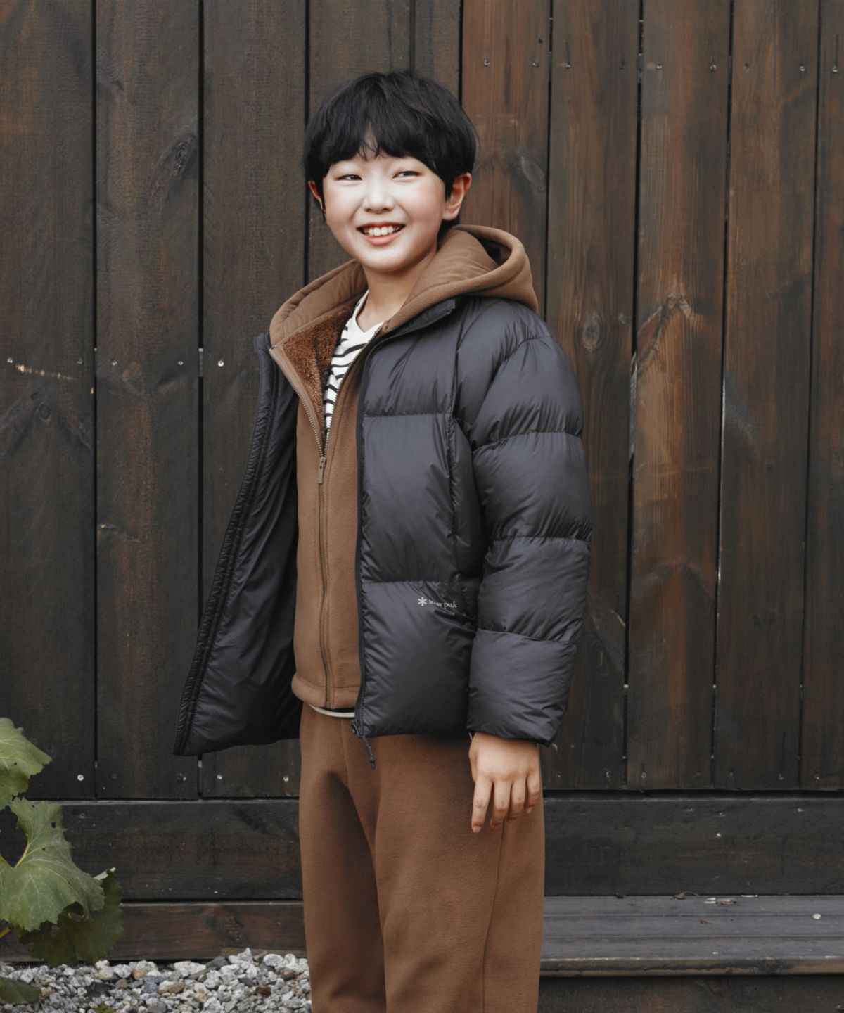 스노우피크 어패럴 키즈(SNOWPEAK APPAREL KIDS) 키즈 토레이 15D 에어태스틱 스탠드넥 헤비 다운 자켓 (S26WKTDJ81) Charcoal