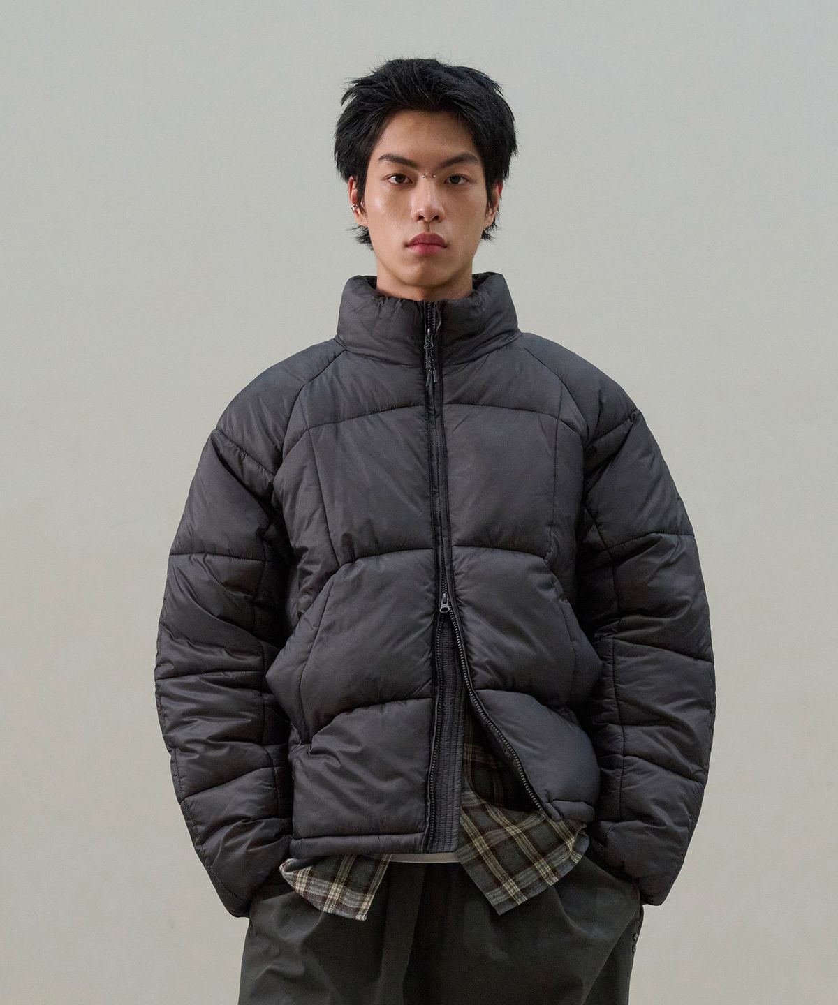 데시레드(DESIRED) 하이넥 볼륨 푸퍼-FFSK4122D0L