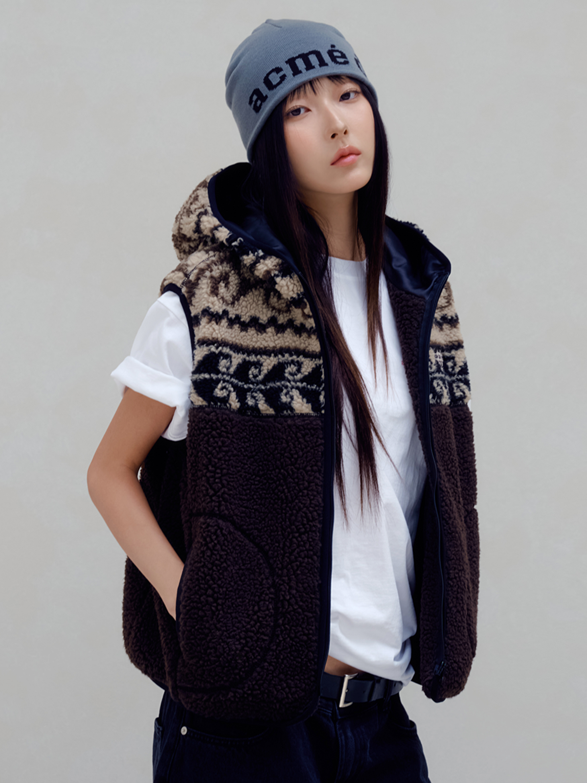 아크메드라비(ACME DE LA VIE) WOMAN FLEECE HOODIE VEST [BROWN]