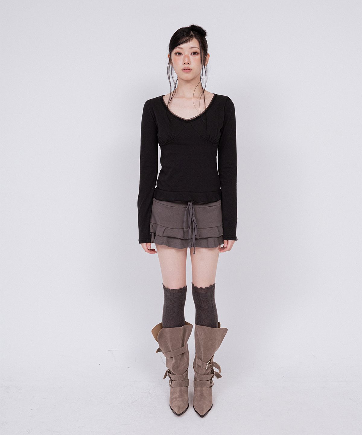 벨리아르(BELLIALEU) BELLA MINI SKIRT DARK GRAY