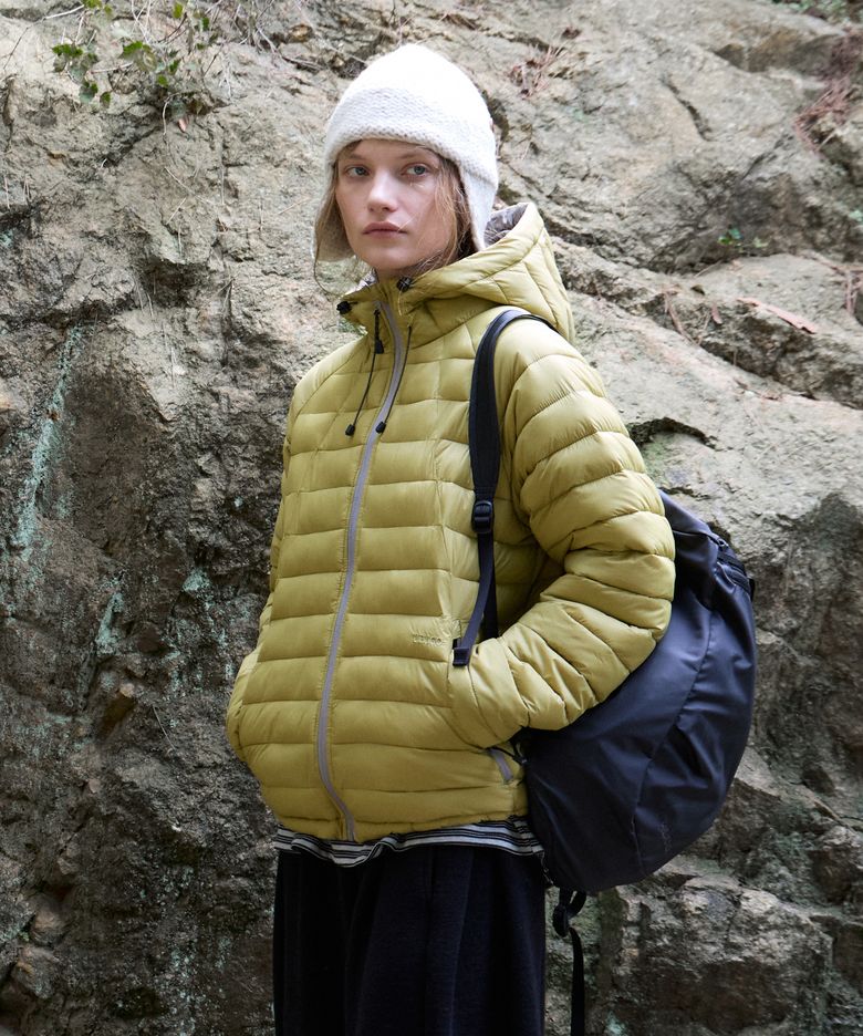 Lightweight hooded puffer jacket_Olive