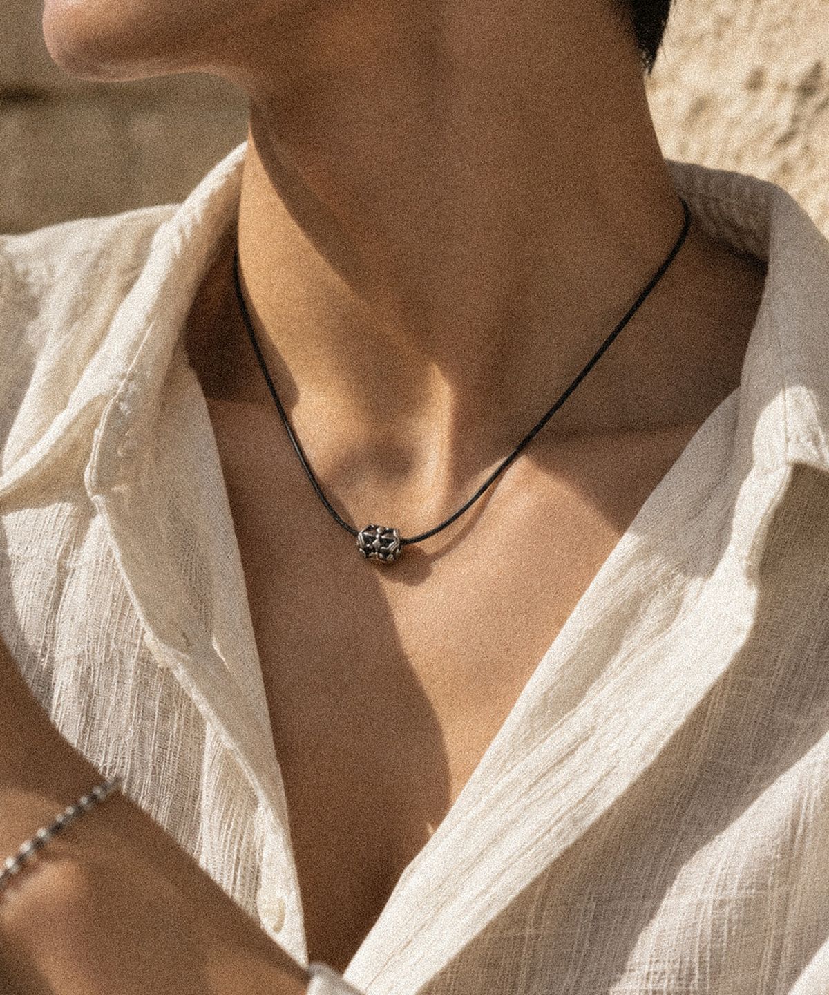 헬리오스(HELIOS) AXIS NECKLACE #1 [BLACK]