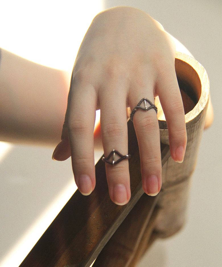 In a Pond Ring 연못 속에 반지