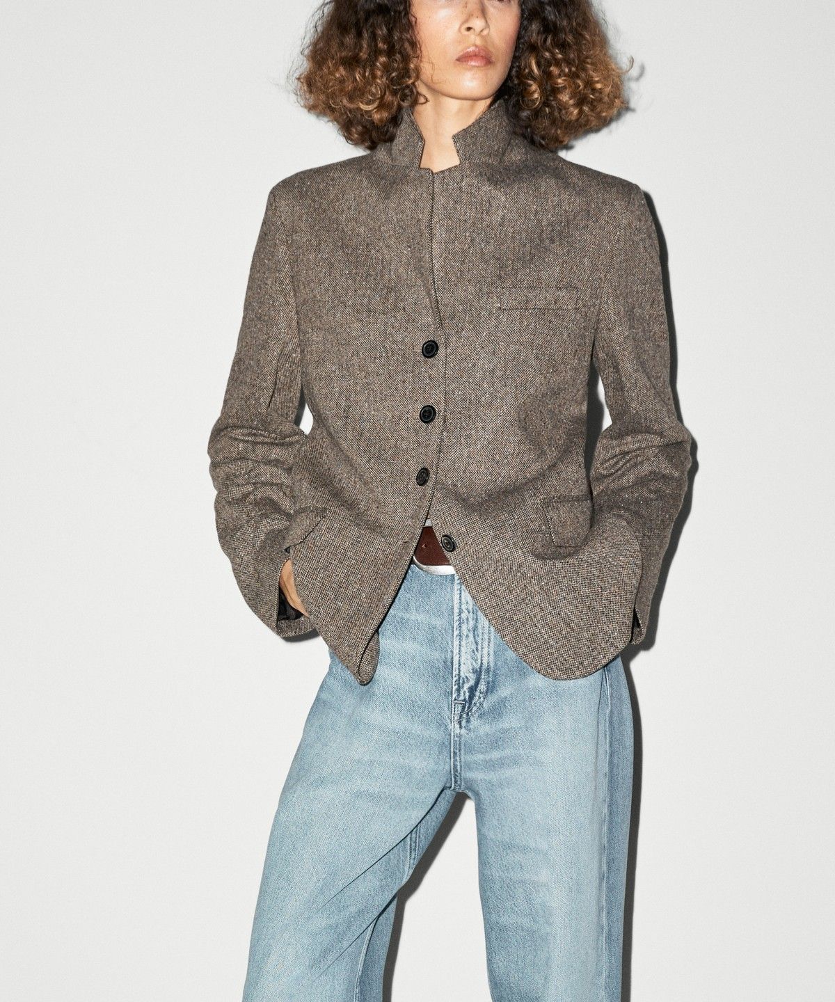 마시모두띠(MASSIMO DUTTI) 울 블렌드 크롭 블레이저