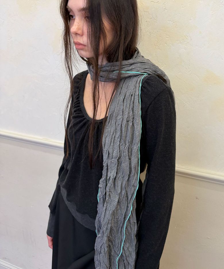 MINT EDGE CHECK CRINKLE LONG SCARF / black