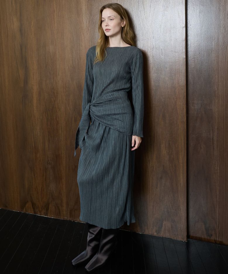 Pleated layer Set_Charcoal