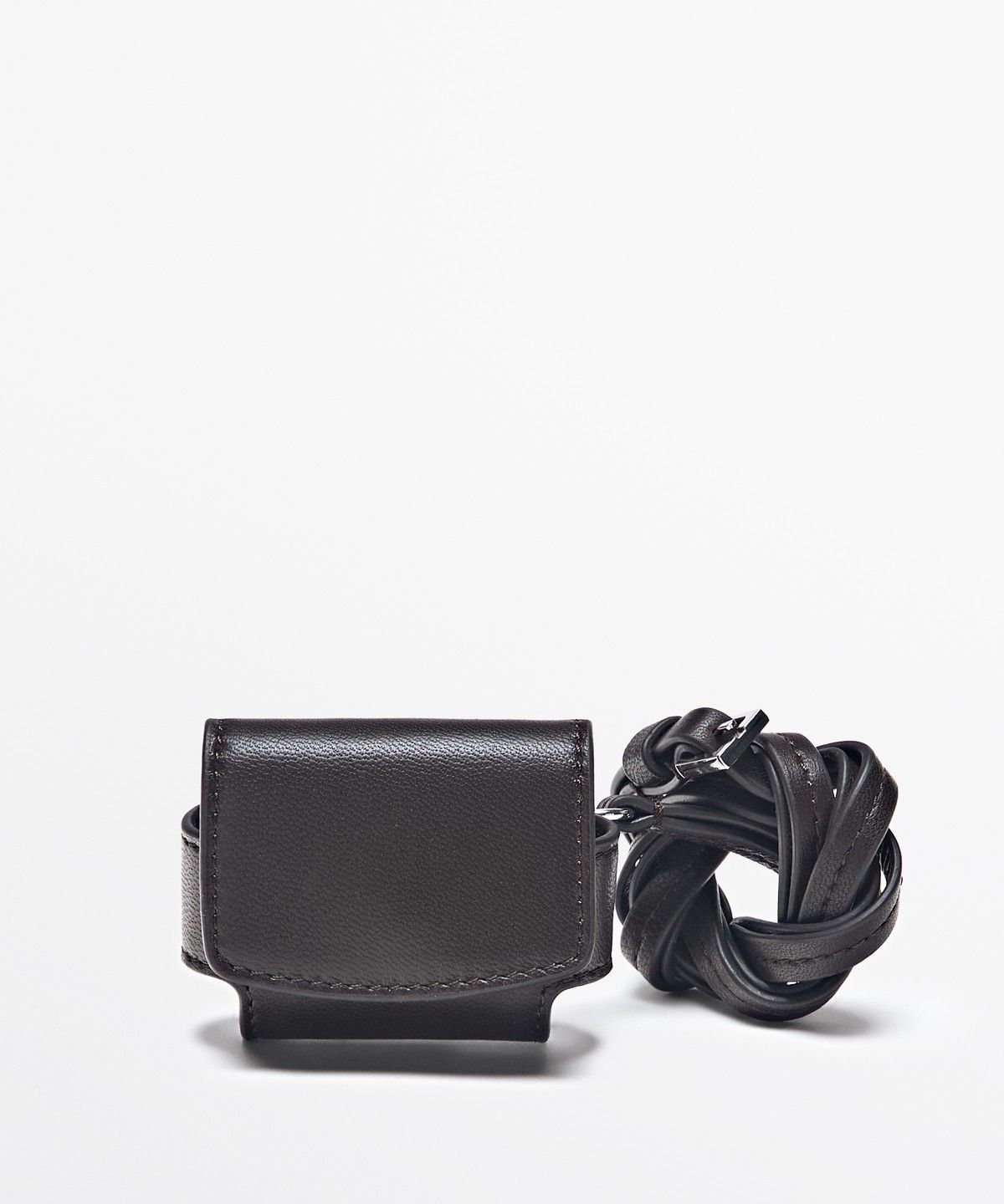 마시모두띠(MASSIMO DUTTI) 나파 가죽 AirPods 케이스