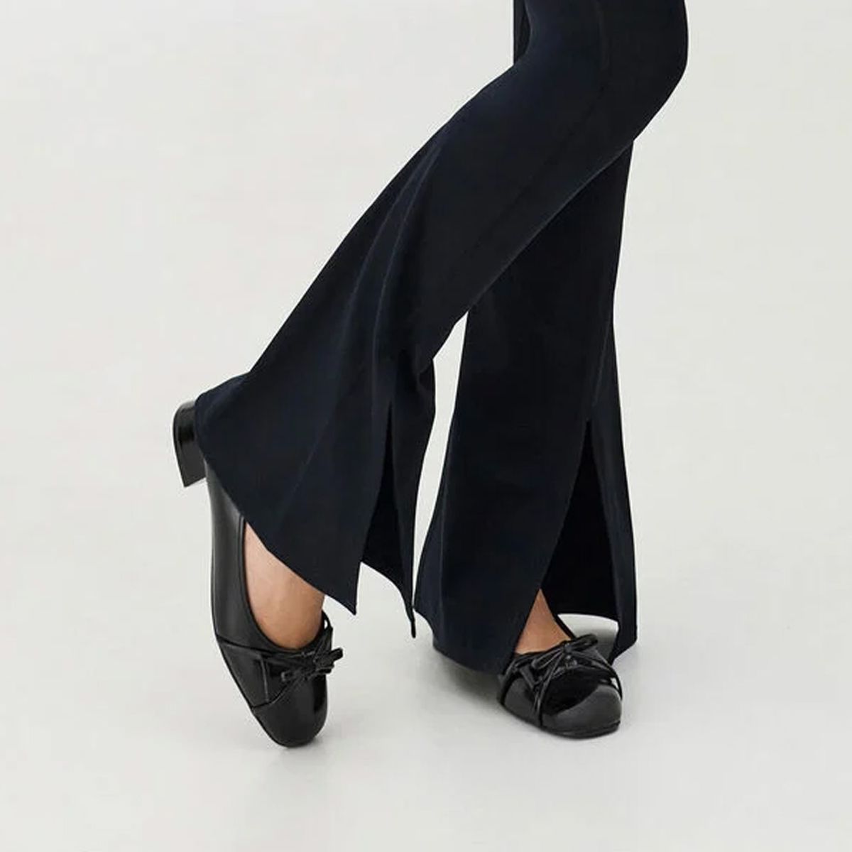 찰스앤키스(CHARLES & KEITH) 베티나 더블 보우 펌프스 2colors CK1-60361660