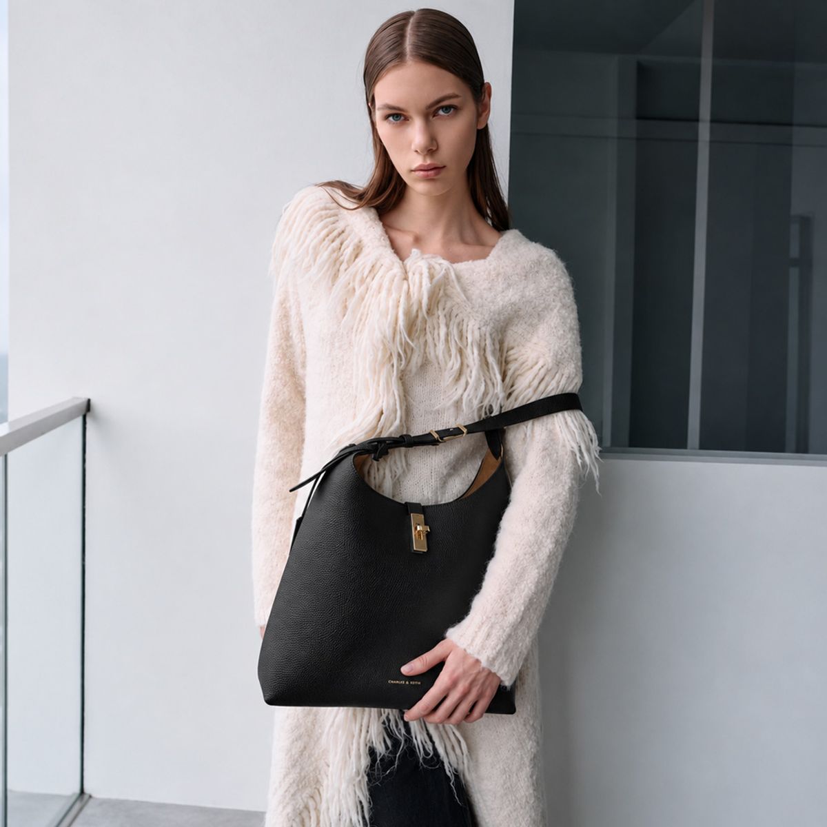 찰스앤키스(CHARLES & KEITH) 찬스 턴락 호보백 3colors CK2-40701758