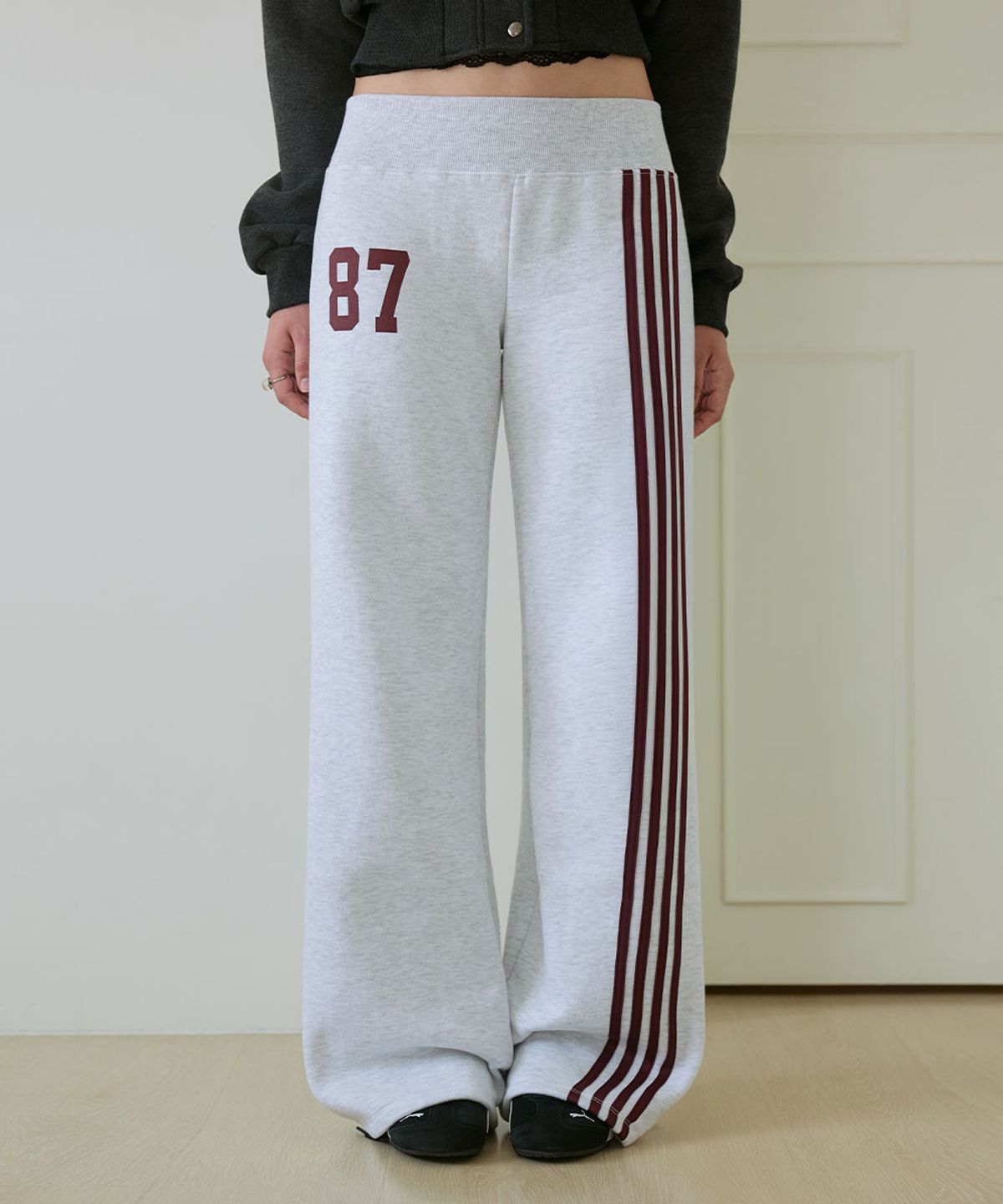 로제프란츠(ROSEFRANTZ) Side-Stripe Flare Track Pants [White Melange]