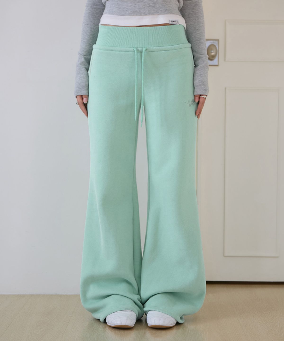 로제프란츠(ROSEFRANTZ) Wide Waistband Fleece Bootcut Pants [Mint]