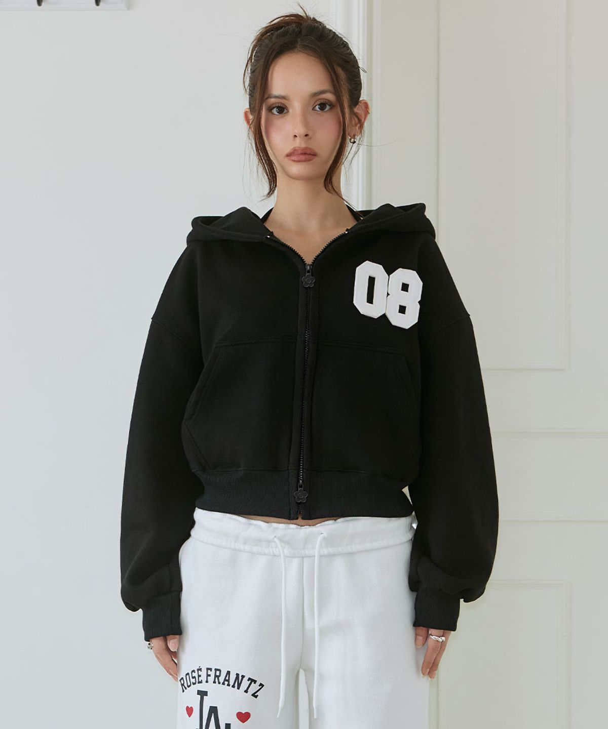 로제프란츠(ROSEFRANTZ) Varsity Fleece Hood Zip-Up [Black]