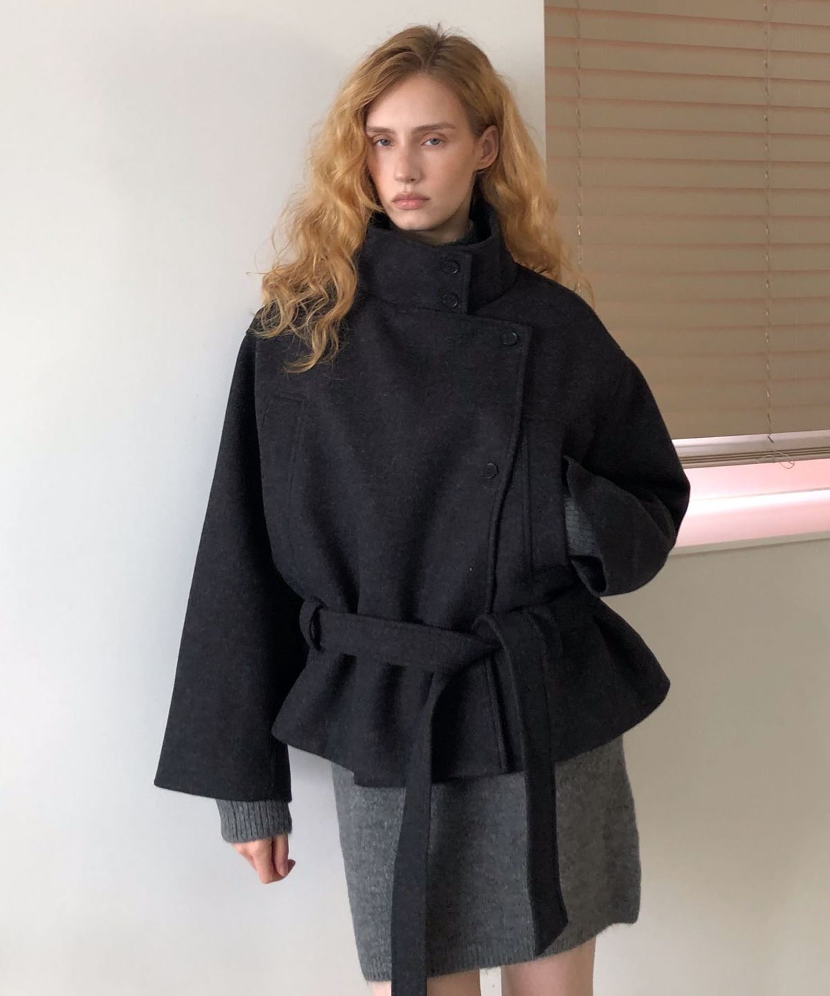 딜라이디(DELIDI) Moor wool half coat (charcoal)
