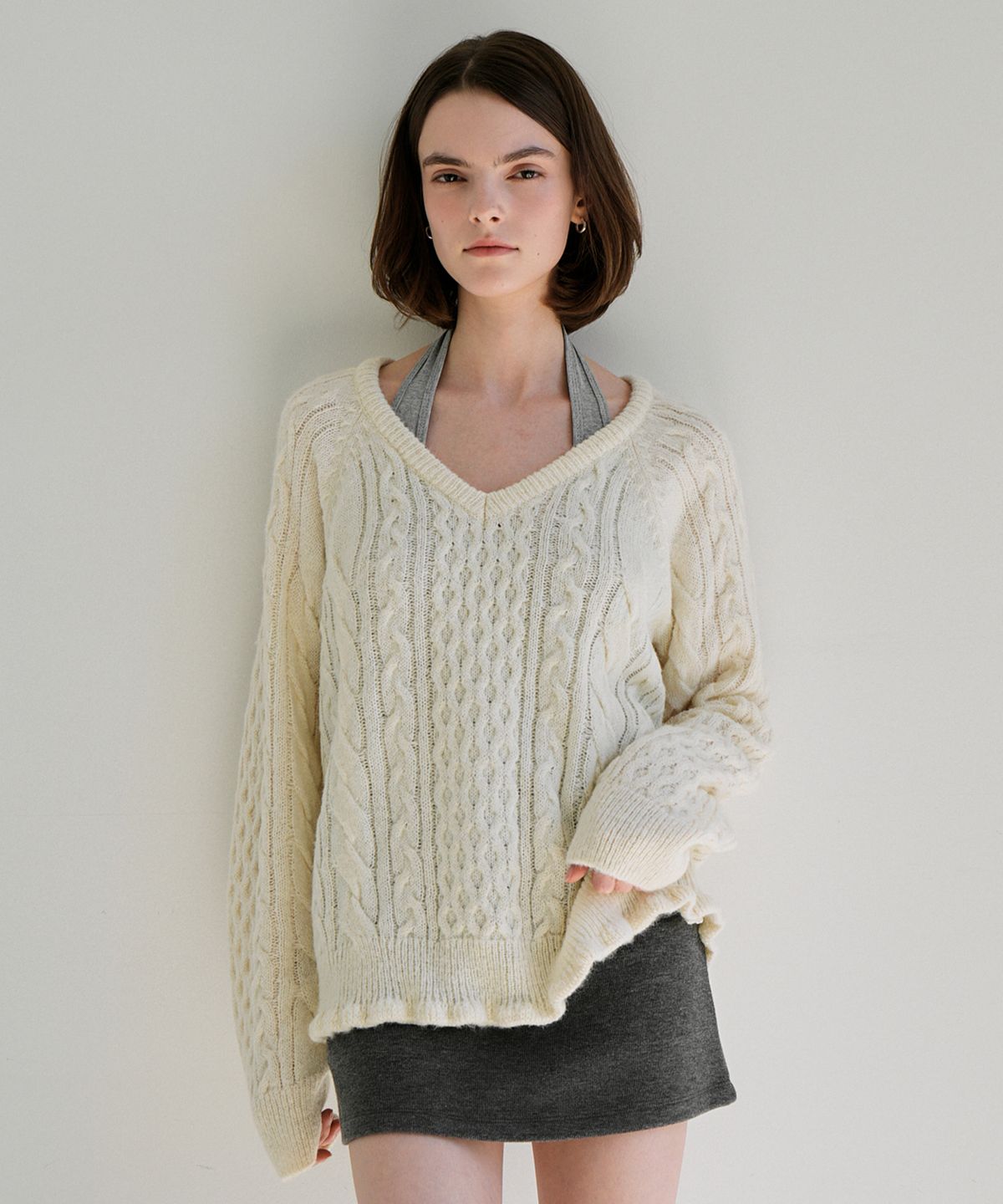 블레티(VLETI) Wool Mohair Cable & Bobble V-Neck Raglan Knit(cream)