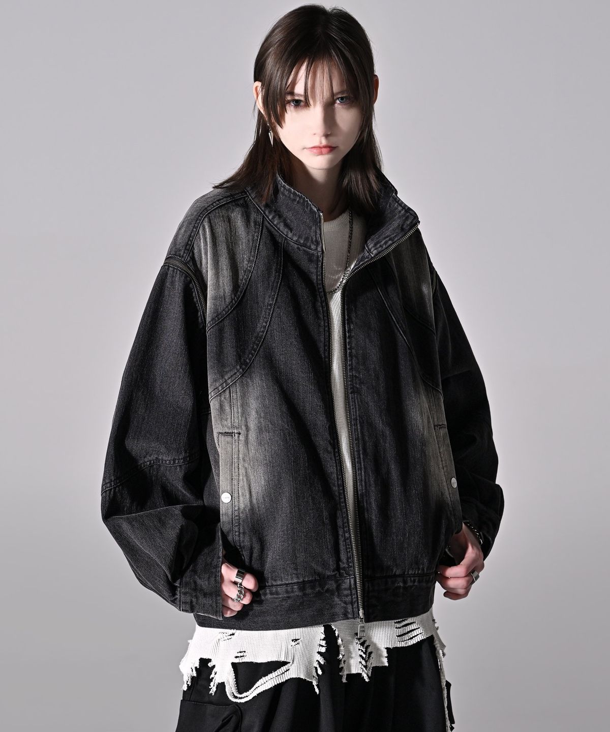 아들러(ADRER) 3way Zip Sleeve Blast Denim Blouson