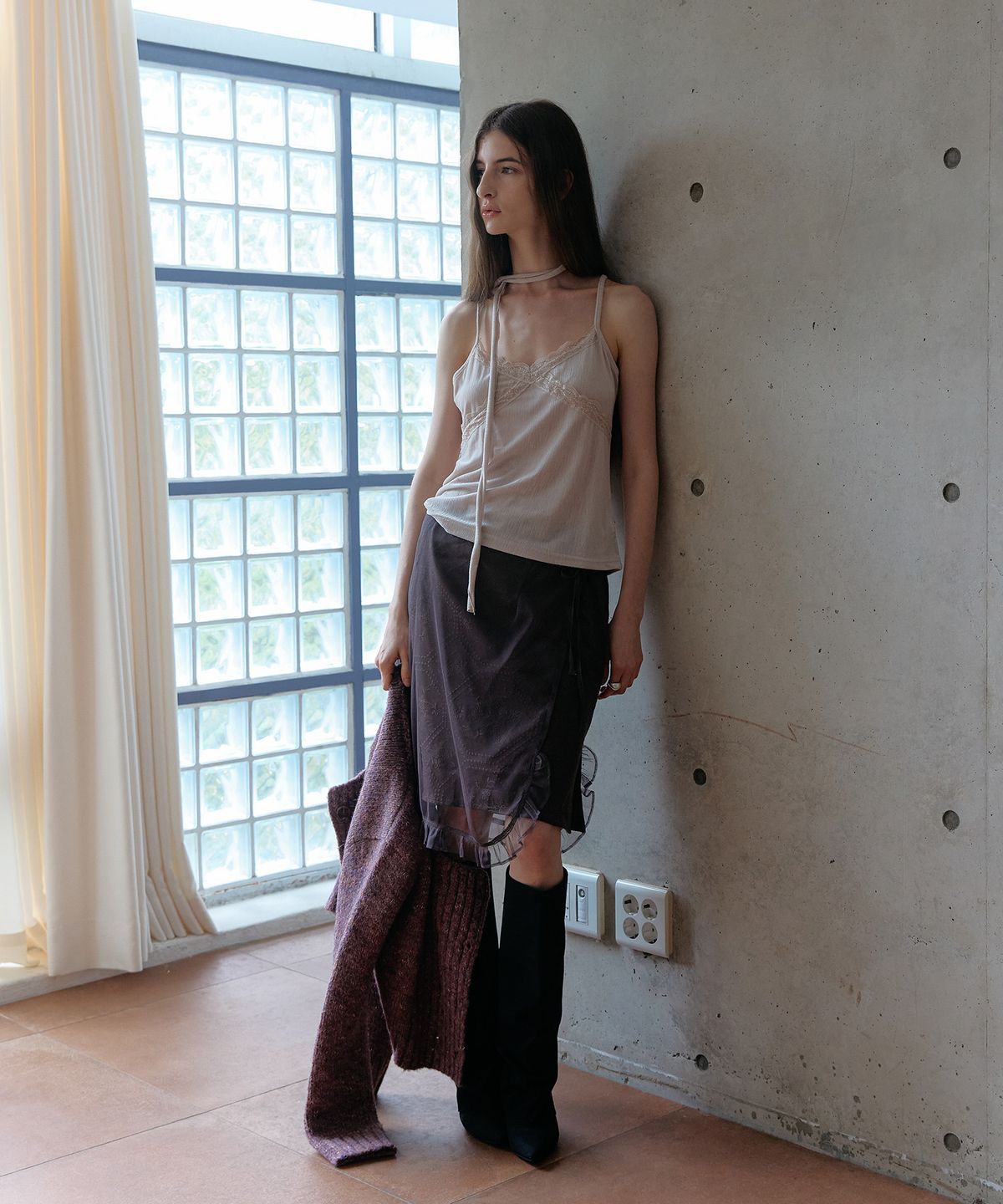 스르비(SELEVER) Letina Embroidered Suede Mesh Wrap Skirt_3 Color