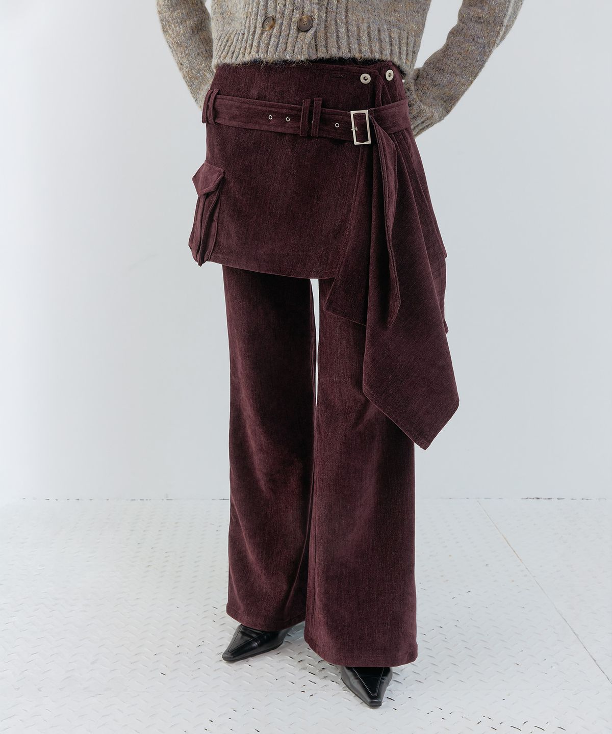스르비(SELEVER) Marlow Bootcut Pants_2 Color