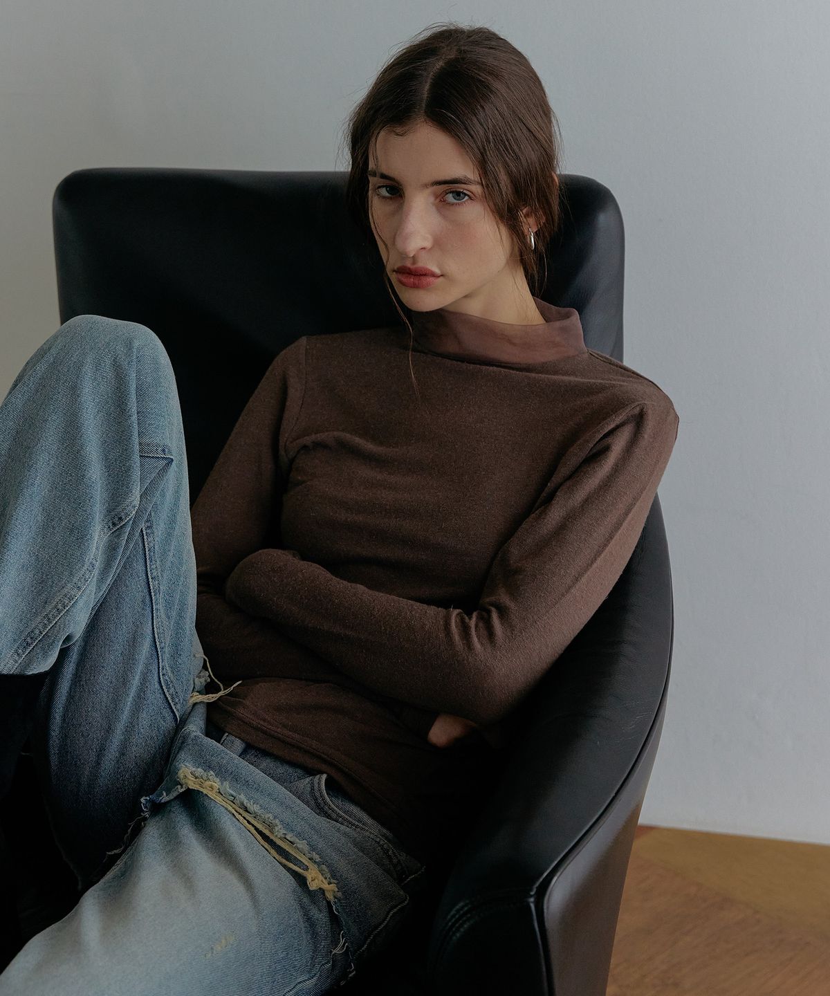 스르비(SELEVER) Aven Angora Sheer Turtleneck Tee_4 Color