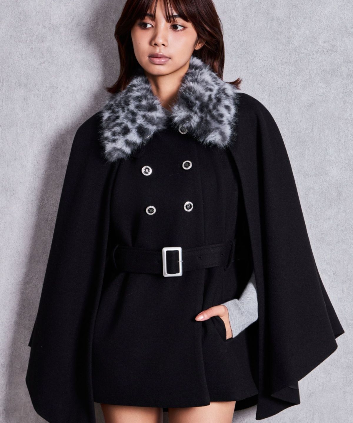 제이다(GYDA) Symmetry GYDA 3way Faux Fur Cape Coat