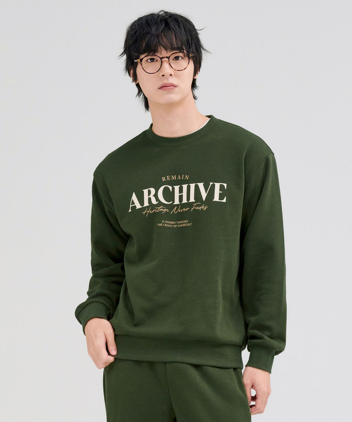 체이스컬트(CHASECULT) 공용 에센셜 기모 그래픽 맨투맨 티셔츠-FFRU5121C0C