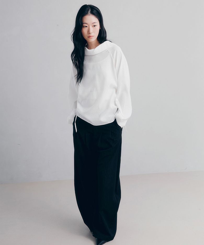 Pinstripe Curve Wide Pants_Black