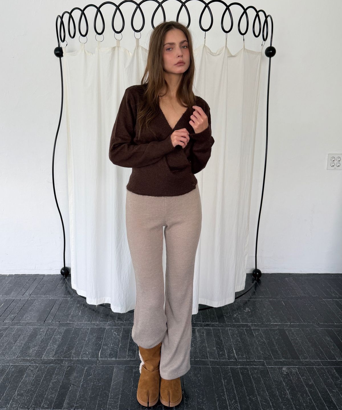 아수라(ASURA) WARM KNIT BOOTCUT PANTS (BEIGE)