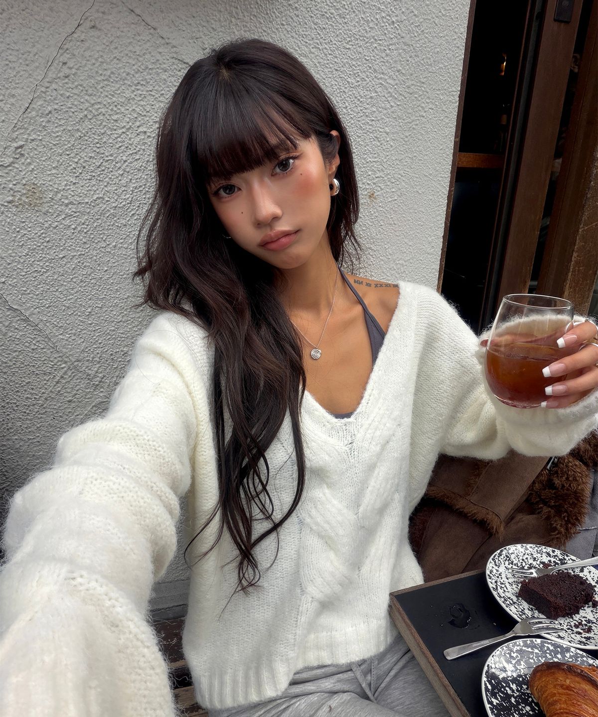 아수라(ASURA) TWIST DEEP V KNIT (IVORY)