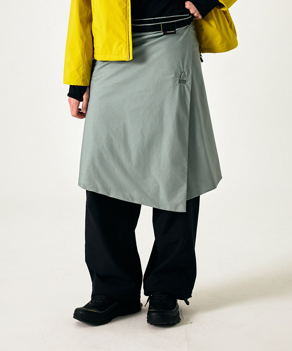 시에라디자인(SIERRA DESIGNS) 모스 폴라텍 알파 60 랩스커트 MINT GREY