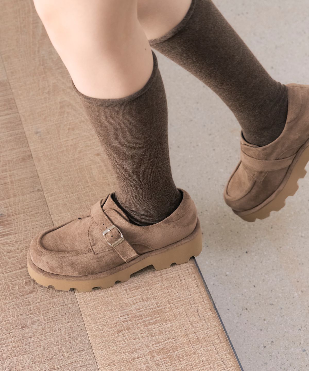 세스띠(CESTI) 토스티 스웨이드 로퍼 (MUD)