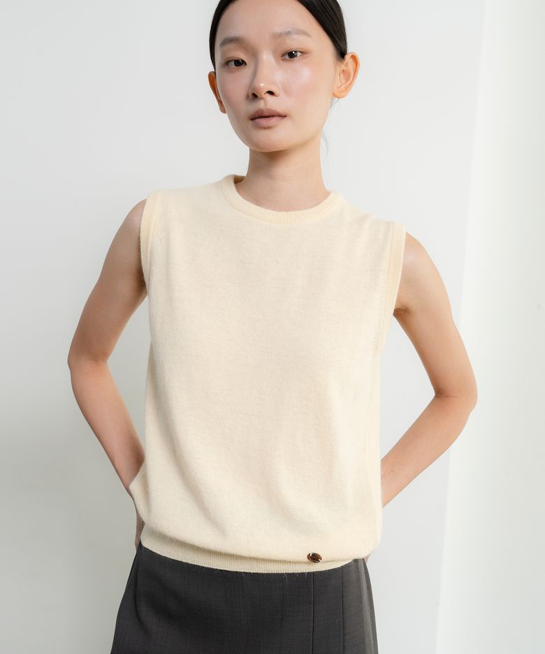 Ever Angora Sleeveless ver, light yellow