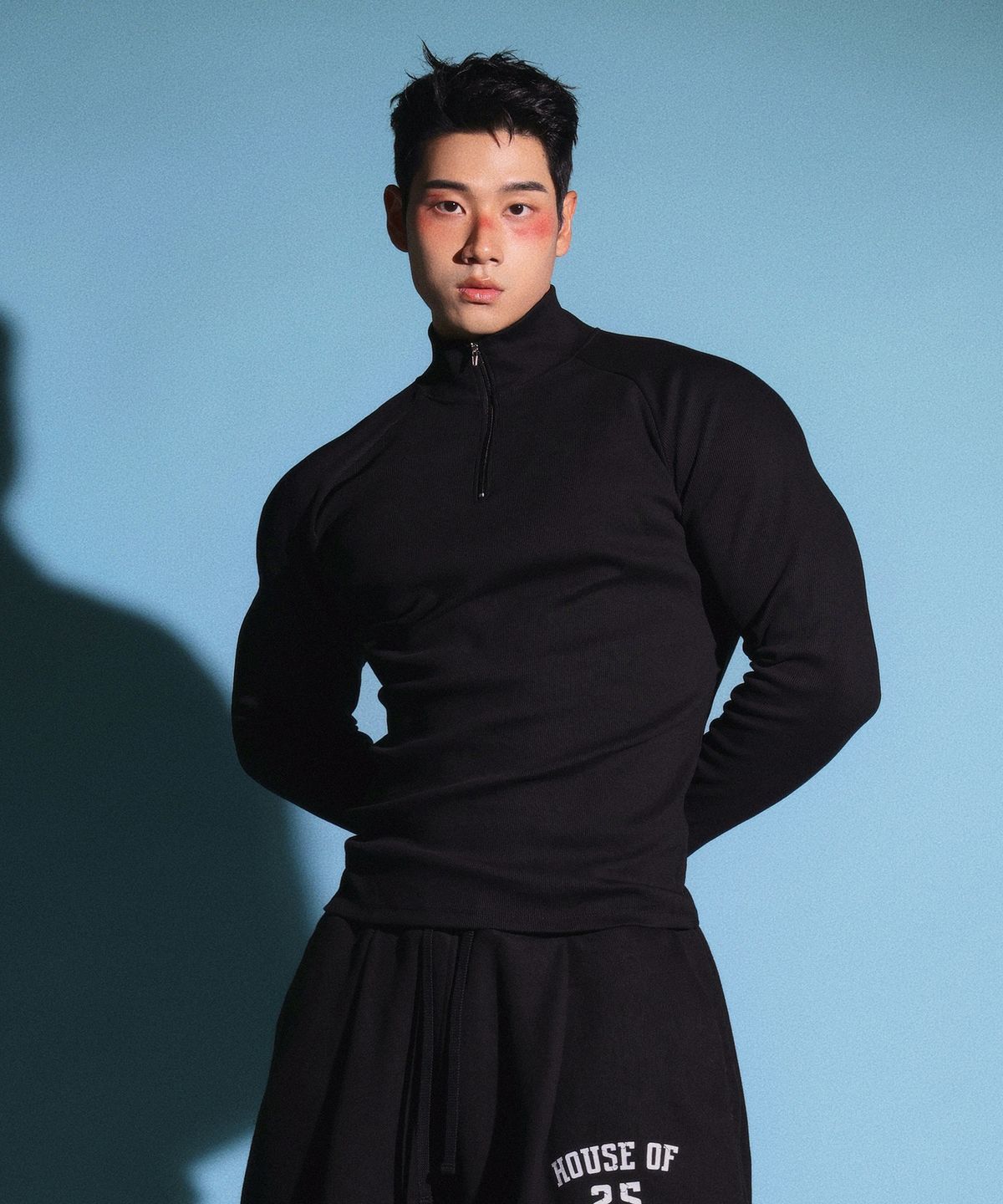 핸틀(HENTLE) 골지 래글런 반집업 롱슬리브 티셔츠(블랙)