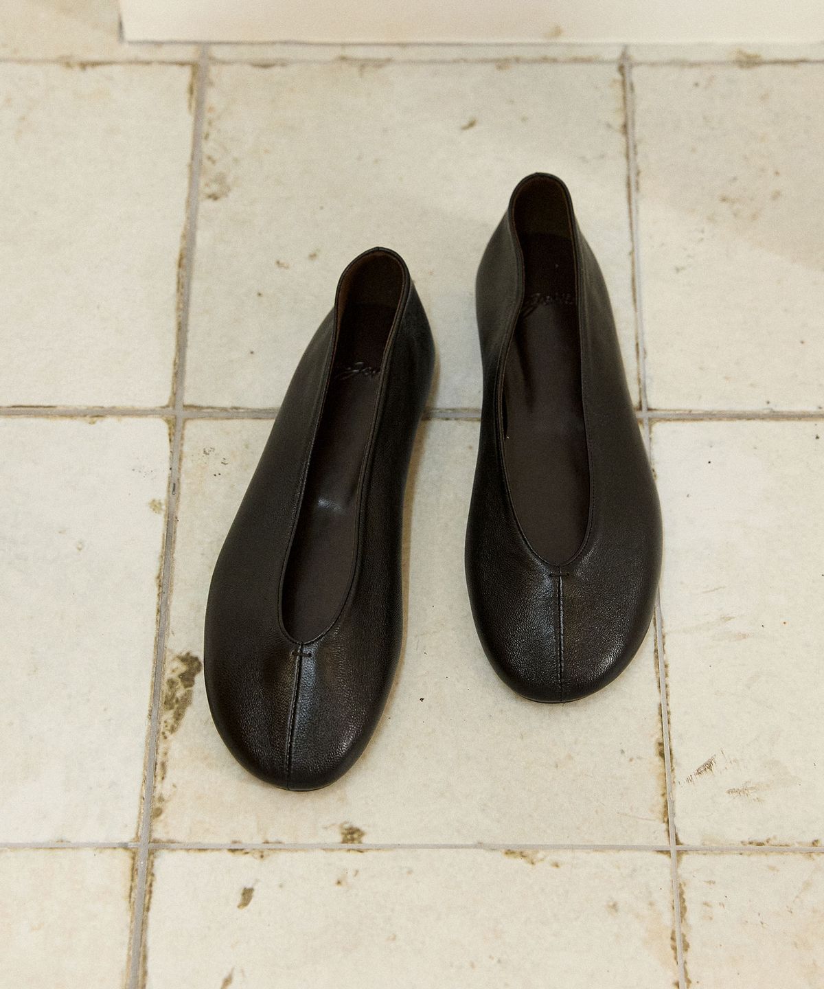 더조히(THE JOHI) Soft Stitch Flats_2 Colors