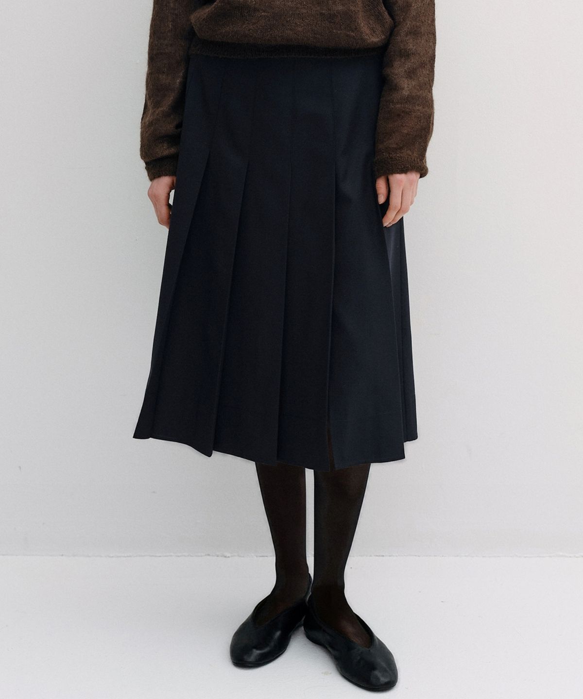 블랭크03(BLANK03) wool pleats belt skirt (deep navy)