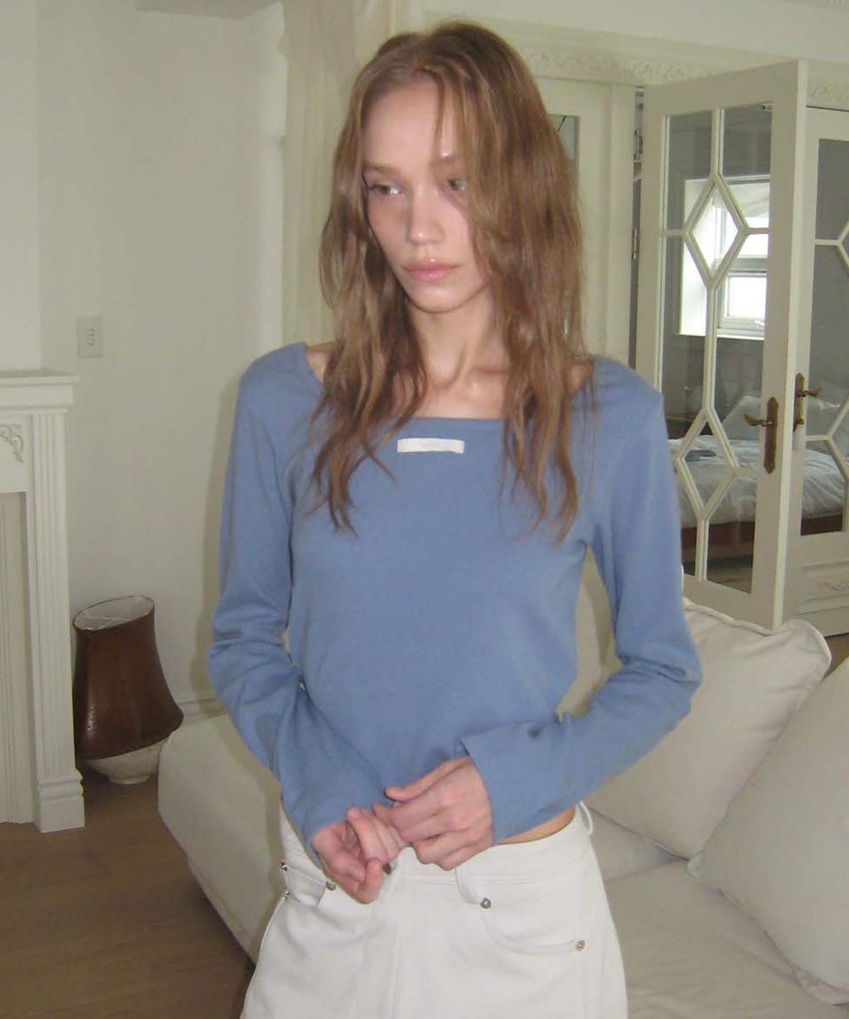 탄듀(TANDUE) FADE SQUARE NECK TEE (2WAY) - SOFT BLUE