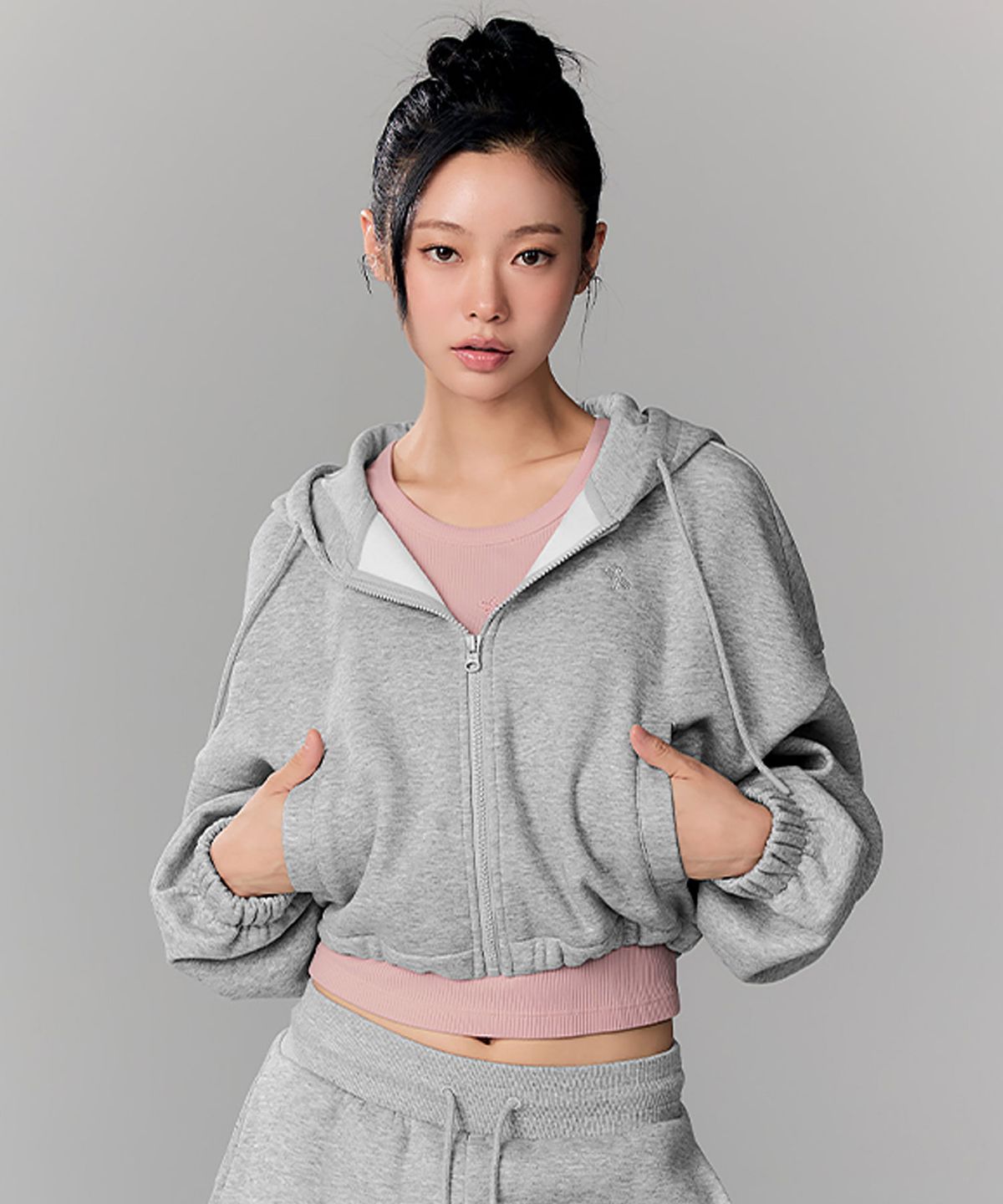 젝시믹스(XEXYMIX) 웜 소프트 오버핏 후드 집업 XFL3JL1112