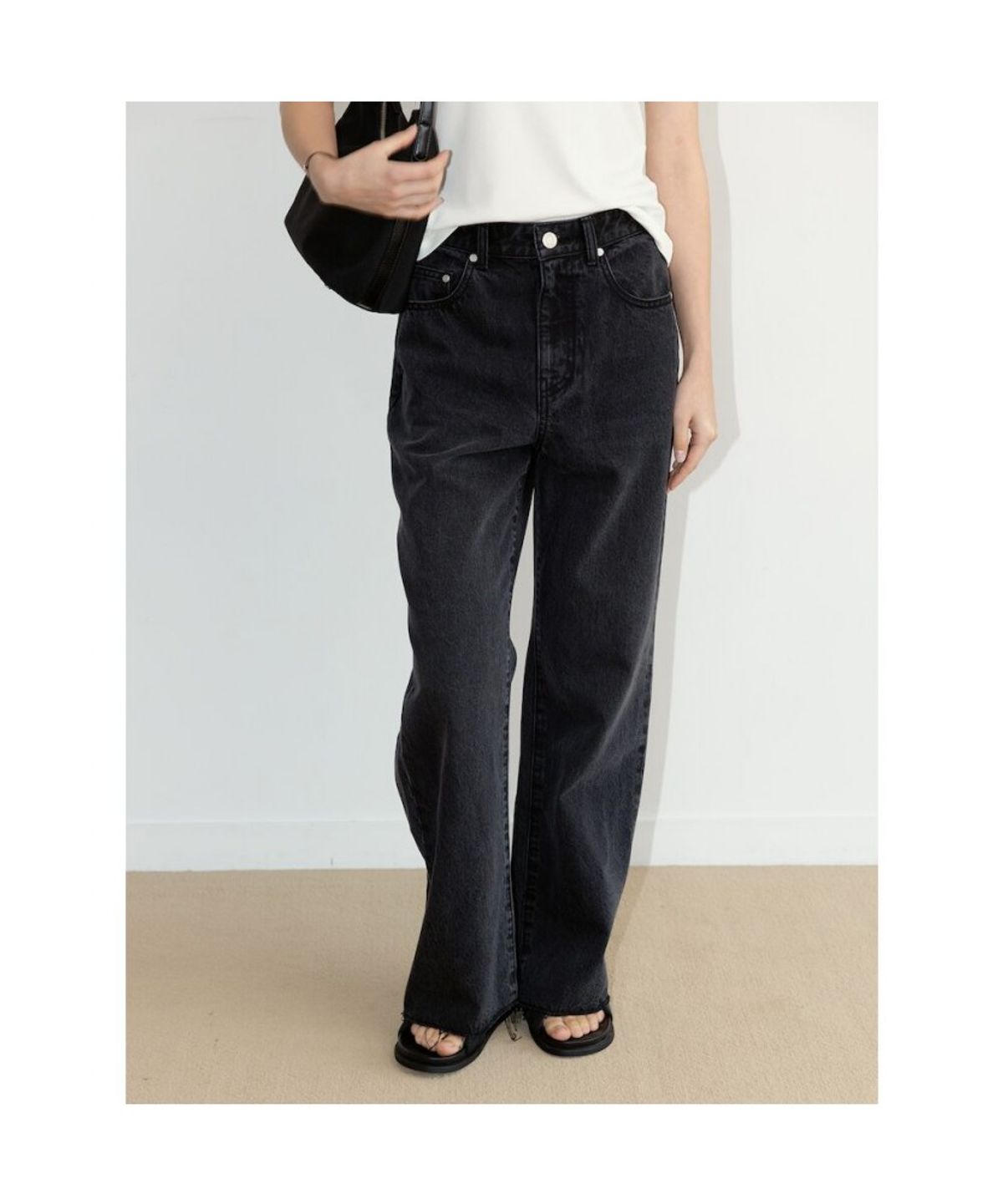 디애퍼처(THE APERTURE) 90s HighWaist Pants  Black (TA6421A085)
