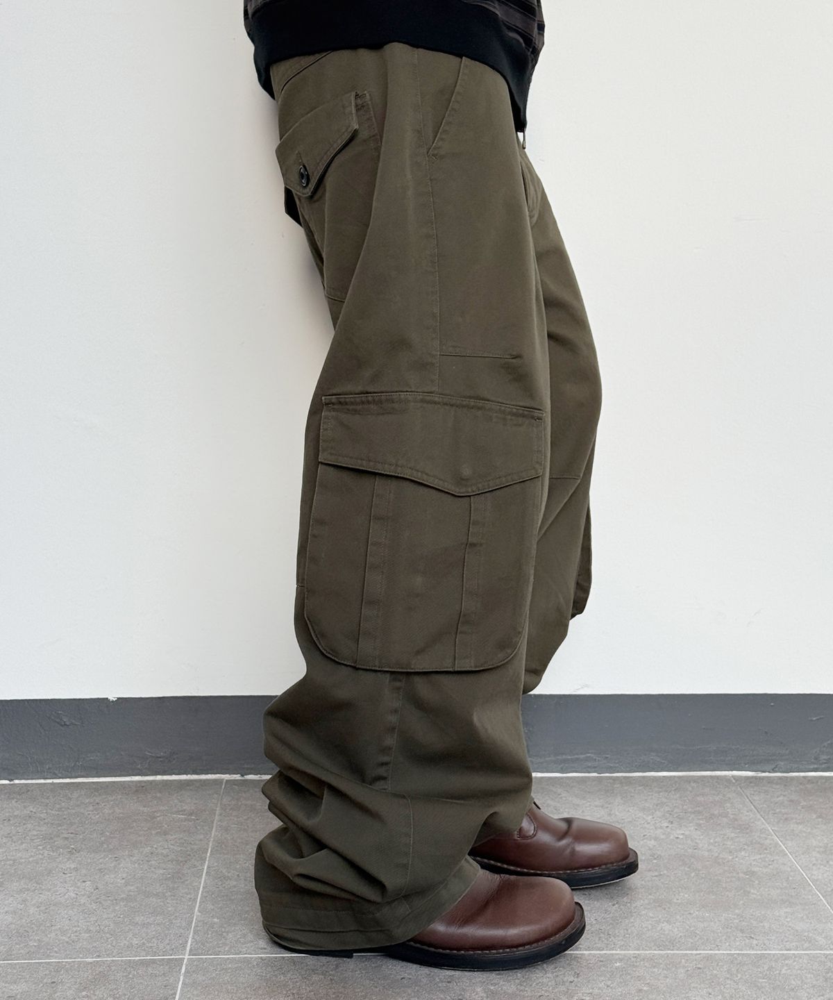 다이브인(DIVEIN) [다이브인 X 패플서] VINTAGE FIELD CARGO PANTS (KHAKI)