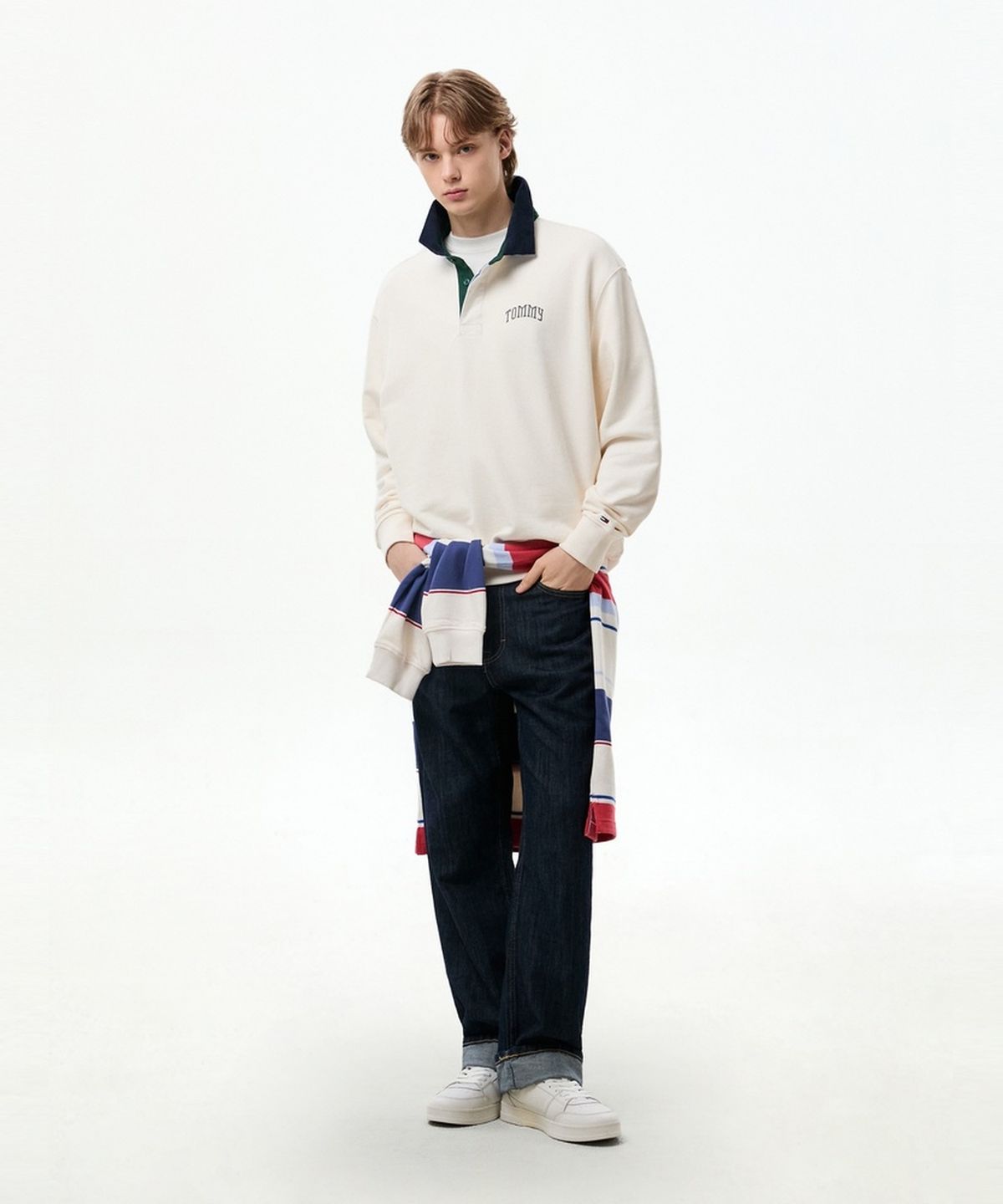 타미진스(TOMMY JEANS) 릴렉스 핏 타미 럭비 티셔츠 (T32G7TKT60TMT1YBH)