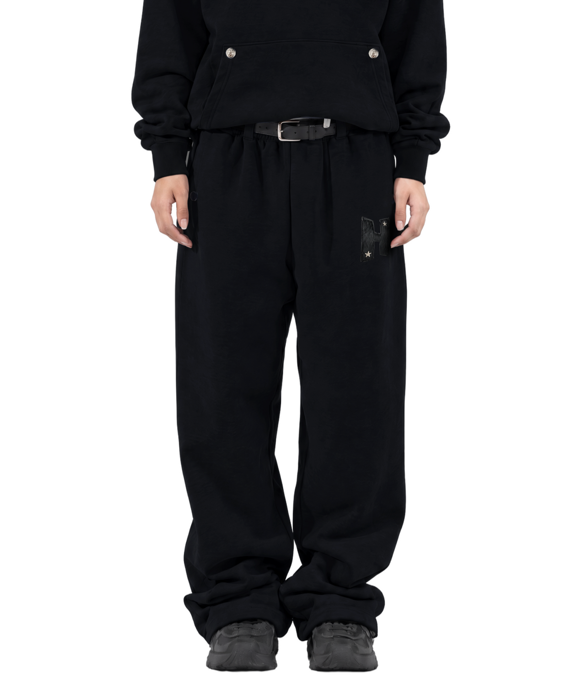 977홈타운(977HOMETOWN) Above Sea Level 0.23 horse pants (black)