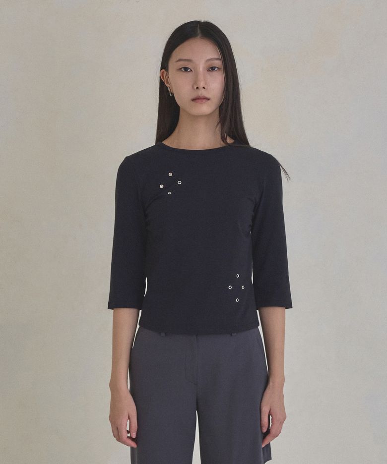 Eyelet Shirring Three-Quarter Sleeve Top (Black)