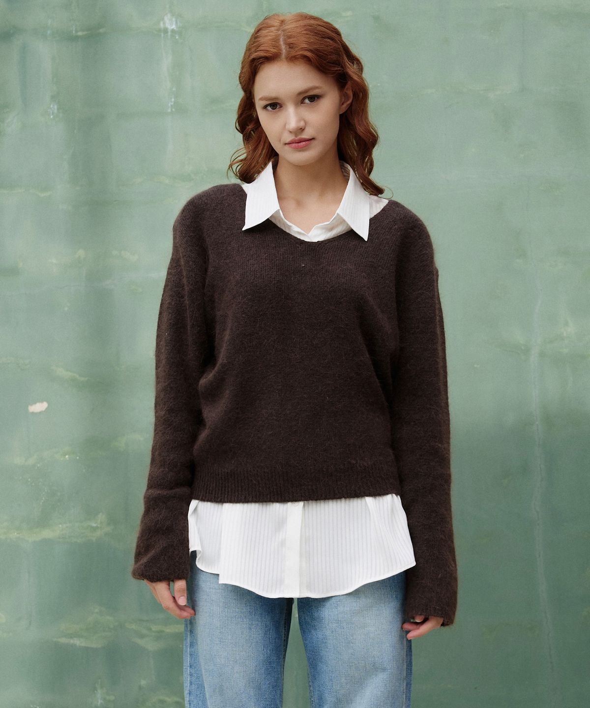 플루나 스튜디오(PLUNASTUDIO) Angora V Neck Knit(Brown)