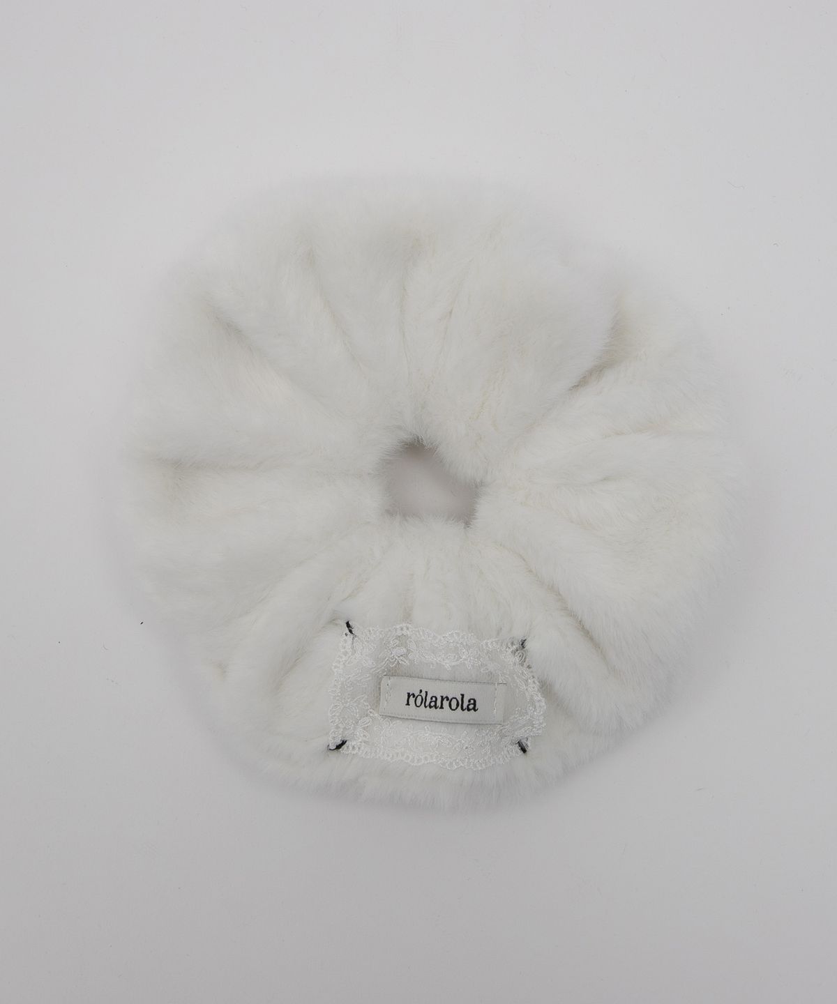 로라로라(ROLAROLA) FUR SCRUNCHY WHITE