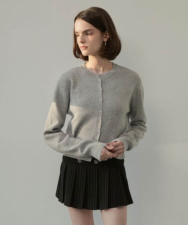 Wool Round Knit Cardigan (gray)
