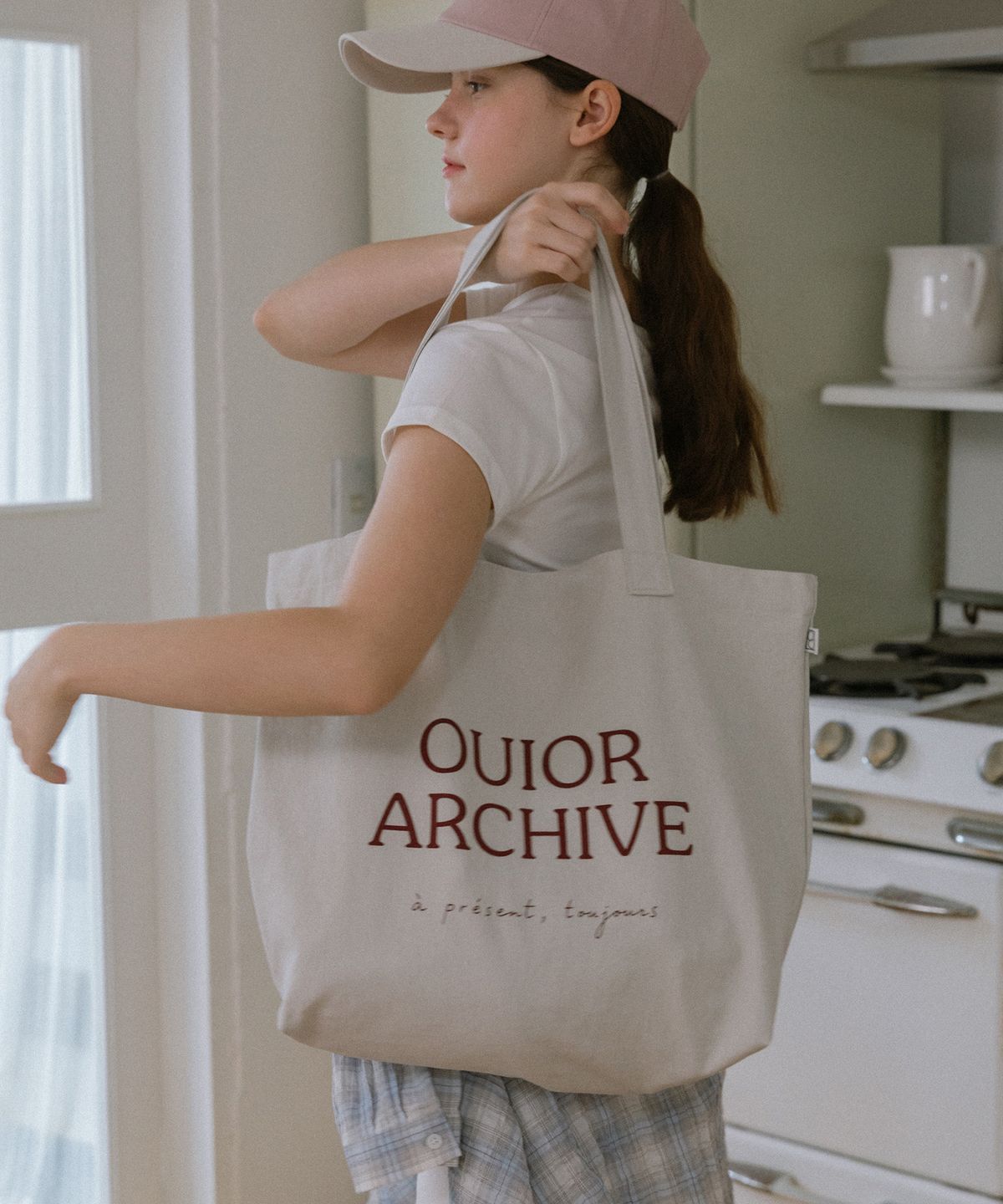 위올(OUIOR) ouior archive bag_gray